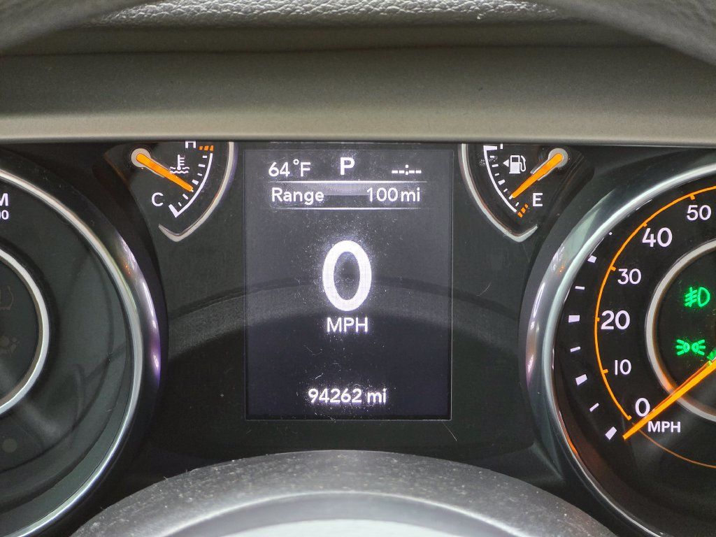 Used 2018 Jeep Wrangler Unlimited Sport AWD/4WD image 31