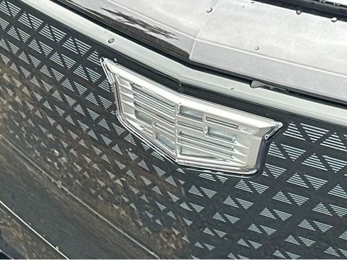 New 2026 Cadillac Lyriq Premium Sport w/ LPO, Floor Liner Package AWD/4WD image 37