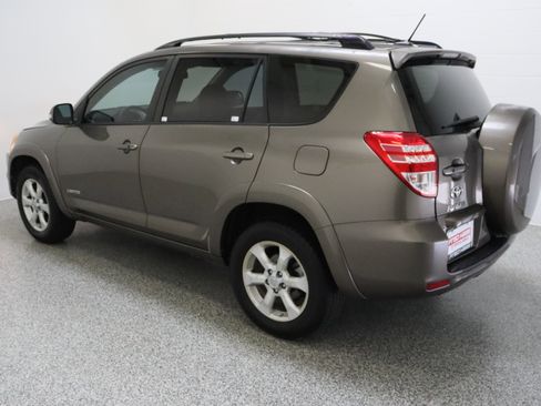Used 2011 Toyota RAV4 Limited w/ Limited Extra Value Pkg FWD image 9