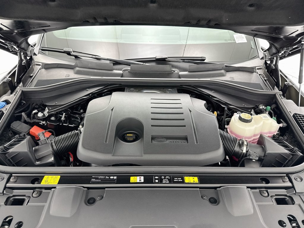 New 2026 Land Rover Range Rover SE AWD/4WD image 27