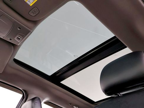 Used 2015 Ford F150 Lariat w/ Equipment Group 502A Luxury image 45