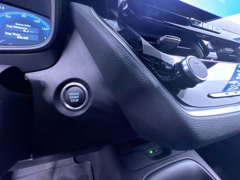 New 2026 Toyota Corolla SE image 17