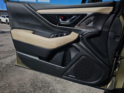 Used 2023 Subaru Outback Limited image 28