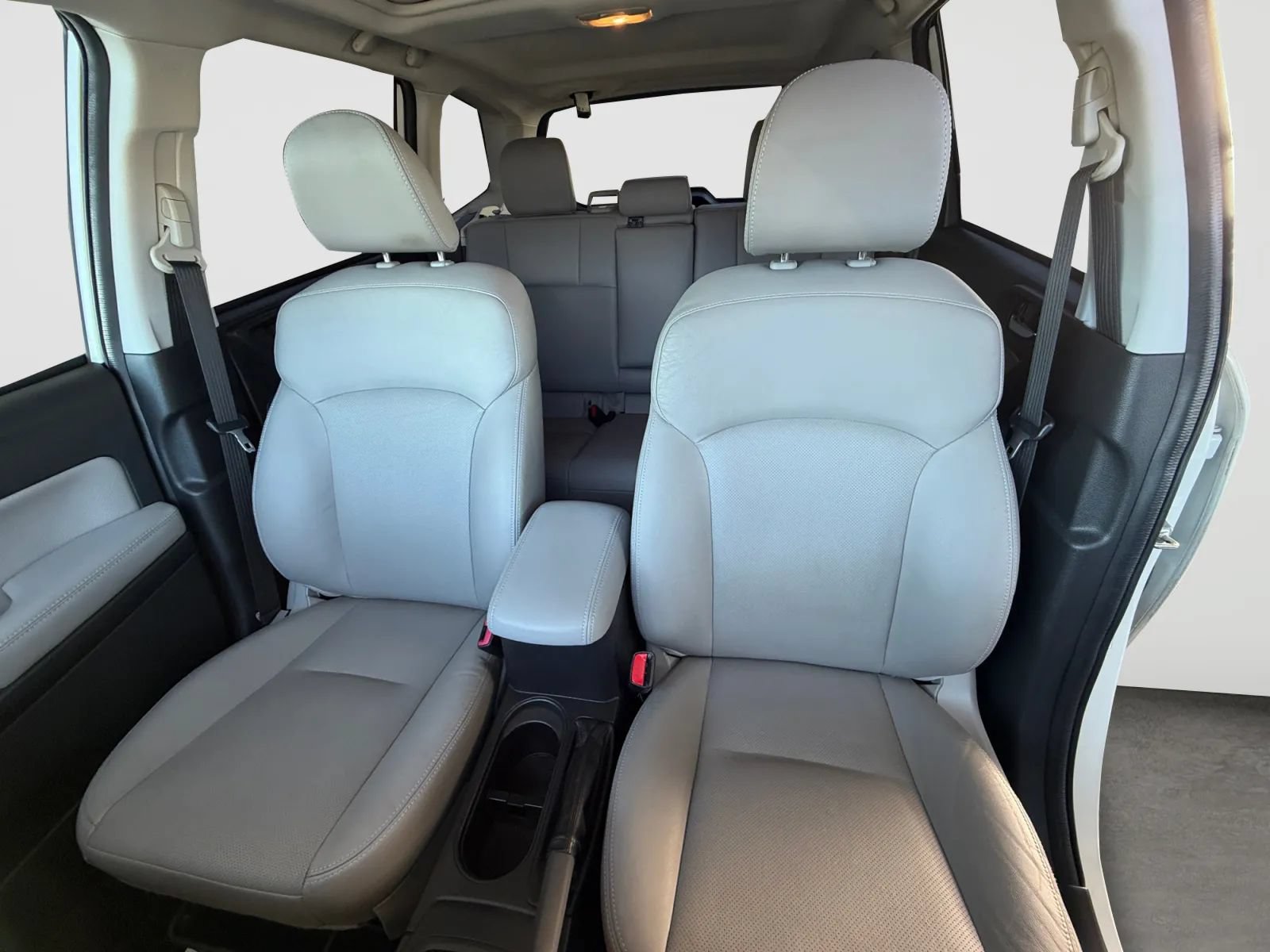 Used 2016 Subaru Forester 2.5i Touring w/ Eyesight & Navigation System AWD/4WD image 13