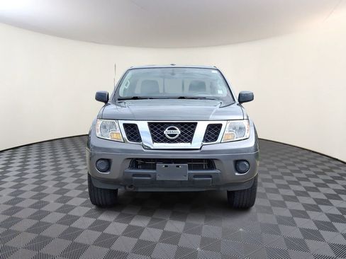 Used 2016 Nissan Frontier SV AWD/4WD image 3