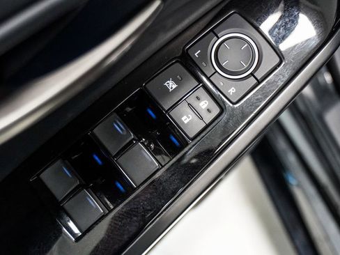 Used 2024 Lexus IS 350 F Sport RWD image 23