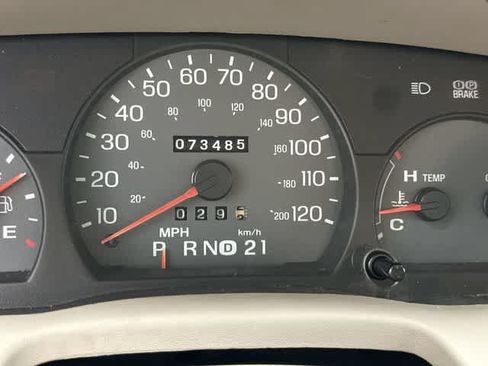 Used 2005 Mercury Grand Marquis GS RWD image 16
