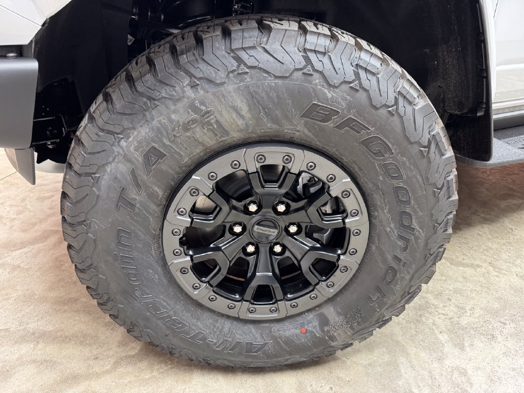 New 2026 Ford Bronco Raptor w/ Interior Carbon Fiber Pack AWD/4WD image 30