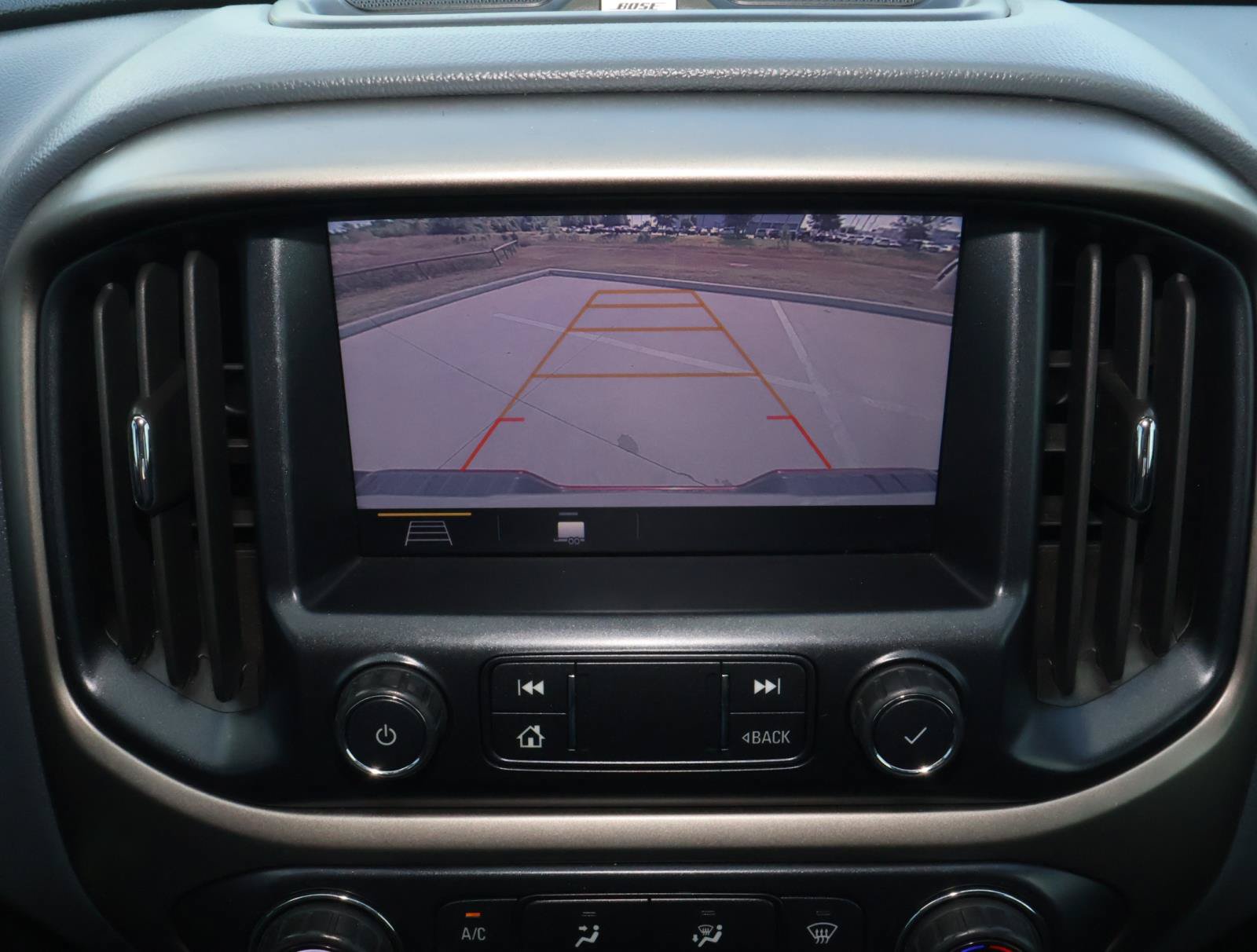 Used 2020 Chevrolet Colorado Z71 RWD image 26