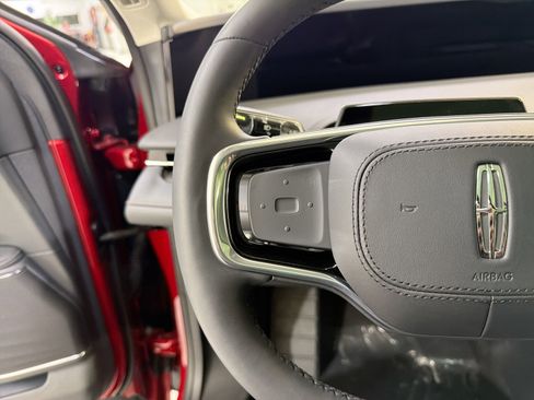 New 2026 Lincoln Nautilus Premier image 14