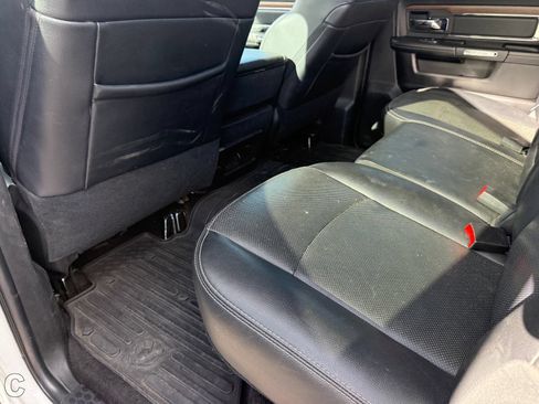 Used 2017 RAM 2500 Laramie AWD/4WD image 10