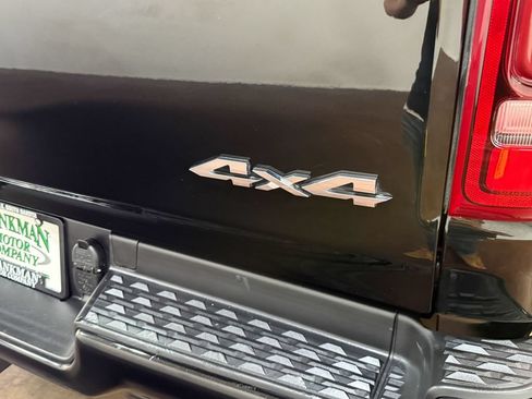 Used 2022 RAM 1500 Limited w/ Body-Colour Bumper Group AWD/4WD image 55