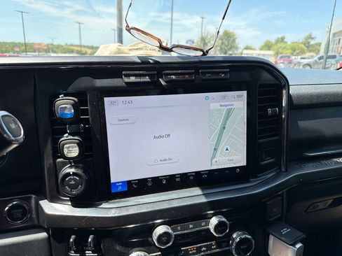 Used 2024 Ford F450 Lariat w/ Lariat Ultimate Package AWD/4WD image 14