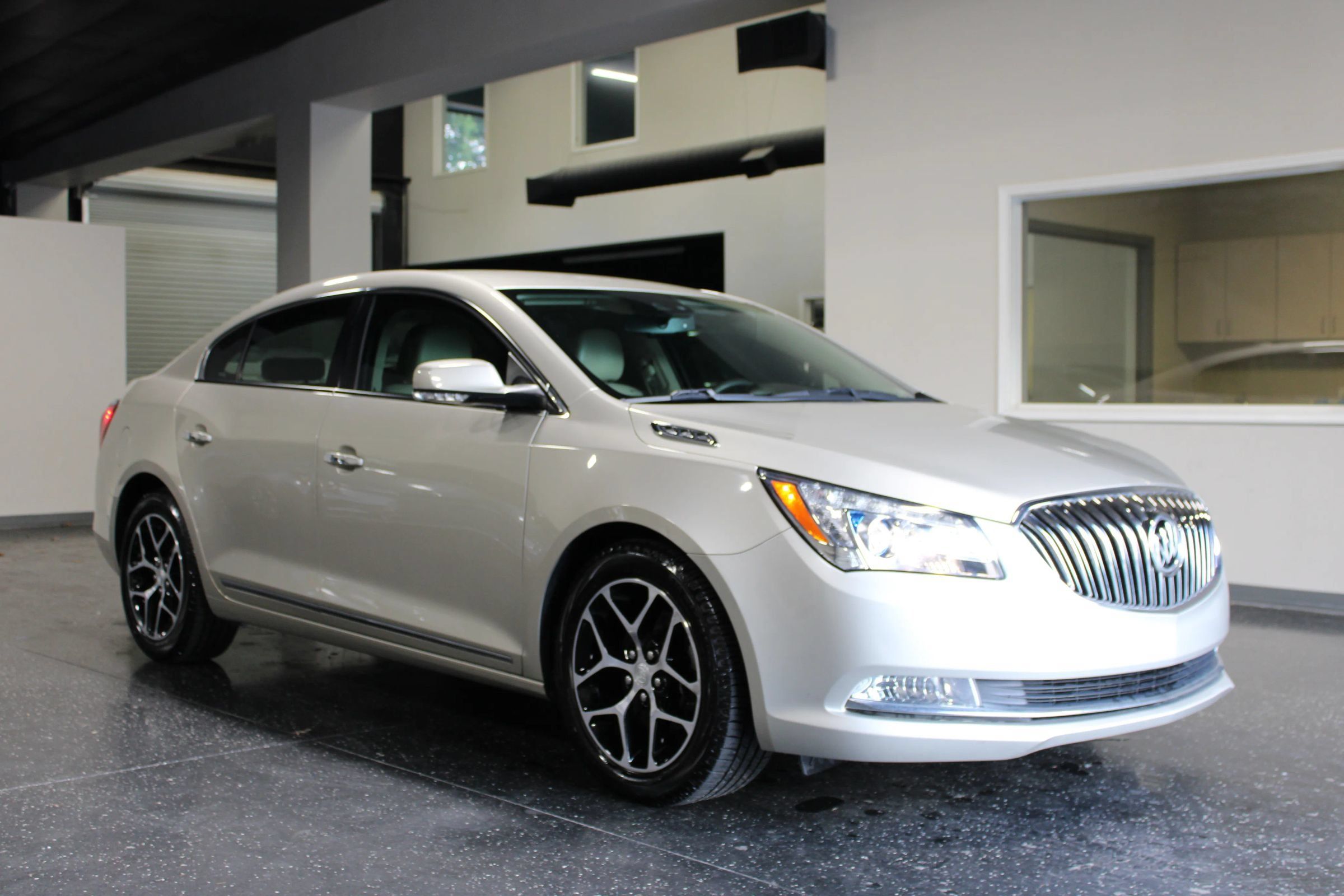 Used 2016 Buick LaCrosse Sport Touring w/ Experience Buick Package FWD image 1