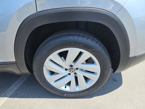 Used 2022 Volkswagen Atlas Cross Sport SE AWD/4WD image 33