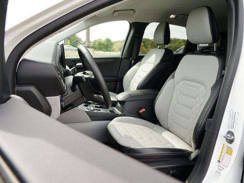 Used 2023 Ford Escape Platinum w/ Premium Technology Package image 14