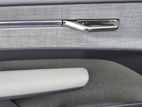 New 2026 Volvo EX30 Plus image 23