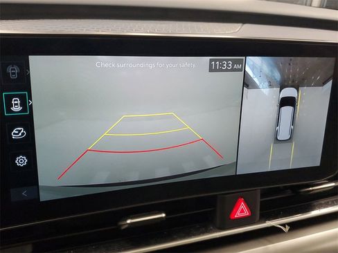 Certified 2025 Kia Carnival SX w/ SX Dark Edition Package image 22