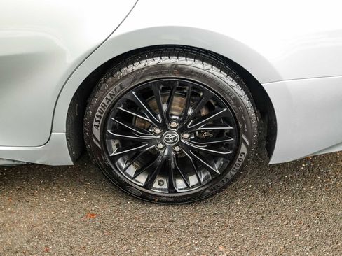 Certified 2022 Toyota Camry SE w/ Convenience Package image 14