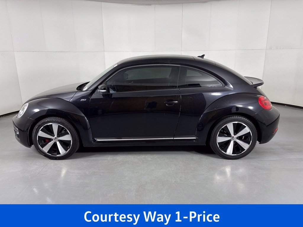 Used 2014 Volkswagen Beetle R-Line FWD image 7