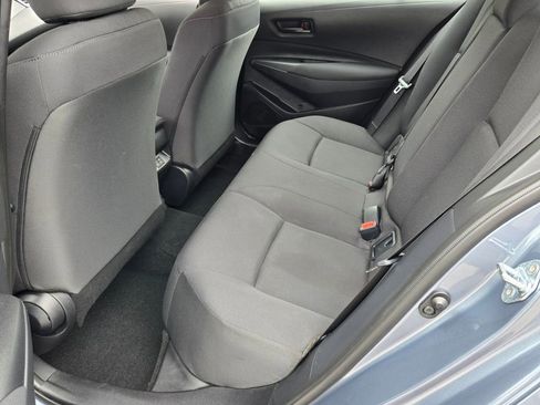 Used 2025 Toyota Corolla LE FWD image 11