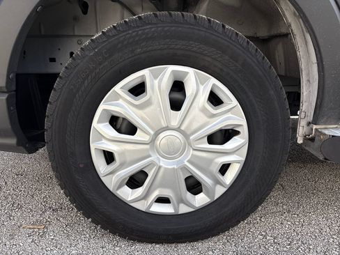 Certified 2025 Ford Transit 250 Low Roof w/ Exterior Upgrade Package RWD image 15