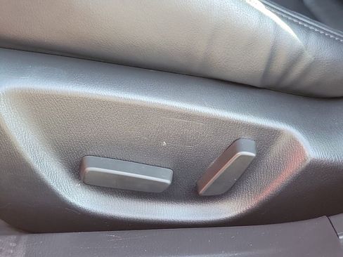 Used 2017 MAZDA MAZDA3 Touring image 17