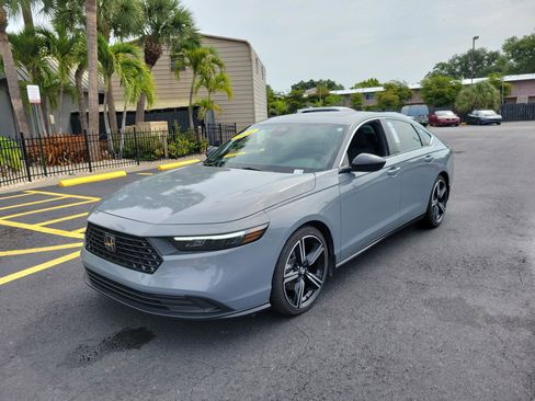 Used 2024 Honda Accord Sport image 10