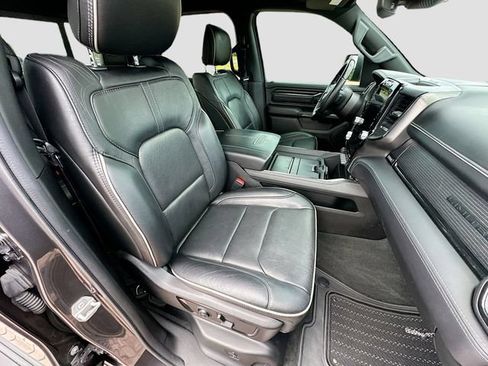 Used 2022 RAM 1500 Limited w/ Body Color Bumper Group AWD/4WD image 27