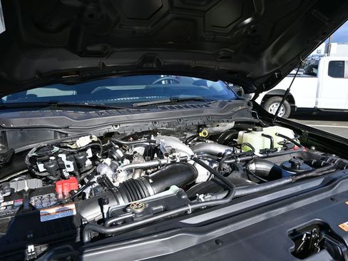 New 2025 Ford F350 Lariat w/ Lariat Ultimate Package image 13