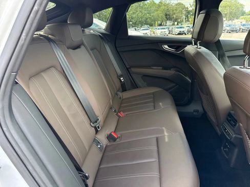Used 2024 Audi Q4 e-tron Premium Plus AWD/4WD image 20