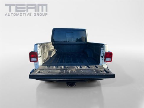 Certified 2024 Jeep Gladiator Sport image 13