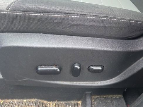 Used 2014 Ford Escape SE FWD image 24