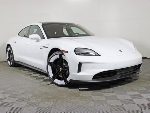 New 2026 Porsche Taycan image 9