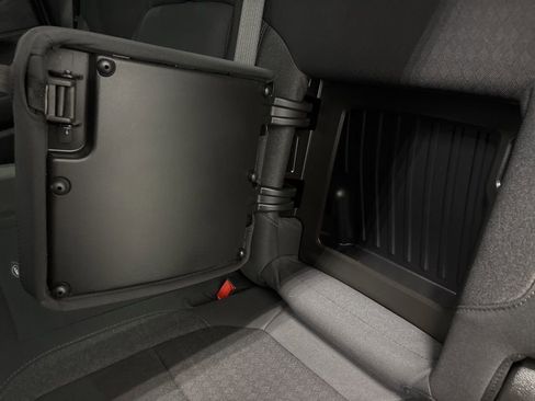 Used 2022 Chevrolet Silverado 1500 RST w/ Z71 Off-Road Package image 33