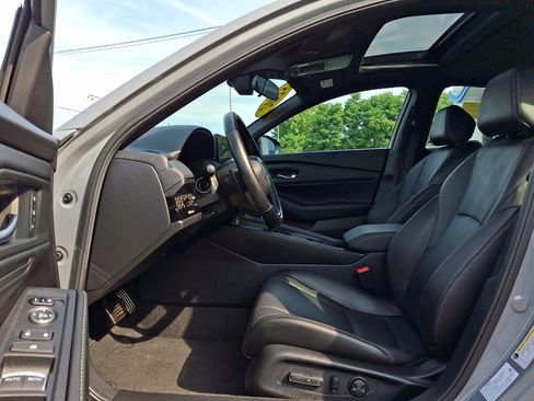 Used 2025 Honda Accord Sport image 14