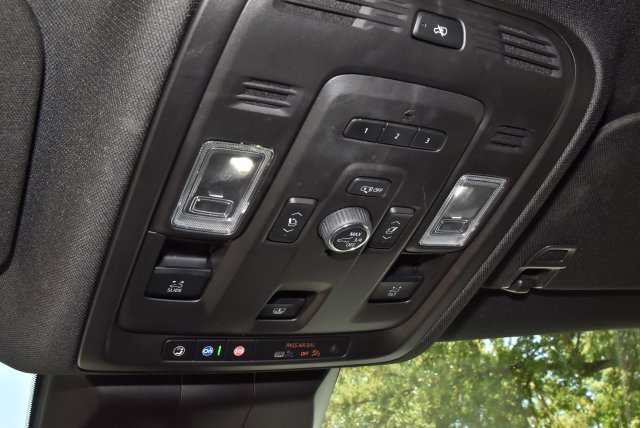 Used 2022 Cadillac Escalade Sport w/ Touring Package AWD/4WD image 33