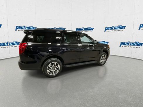 New 2026 Ford Expedition Active AWD/4WD image 11