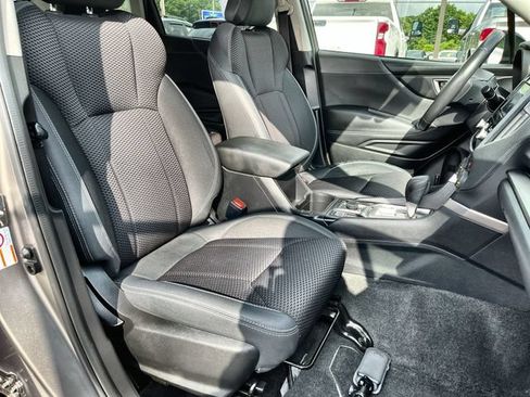 Used 2019 Subaru Forester Premium w/ All-Weather Package AWD/4WD image 27
