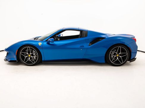 Certified 2019 Ferrari 488 Pista Spider RWD image 28