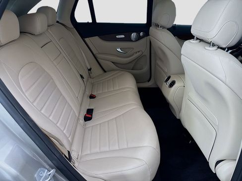 Certified 2021 Mercedes-Benz GLC 300 4MATIC image 21