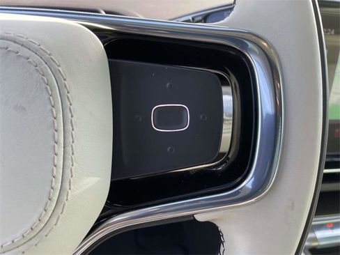 Used 2024 Lincoln Nautilus Black Label image 21