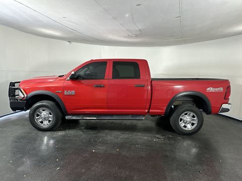 Used 2018 RAM 2500 Tradesman w/ Chrome Appearance Group image 5