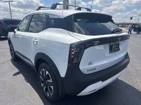 New 2026 Nissan Kicks SV w/ Cold Weather Package AWD/4WD image 3