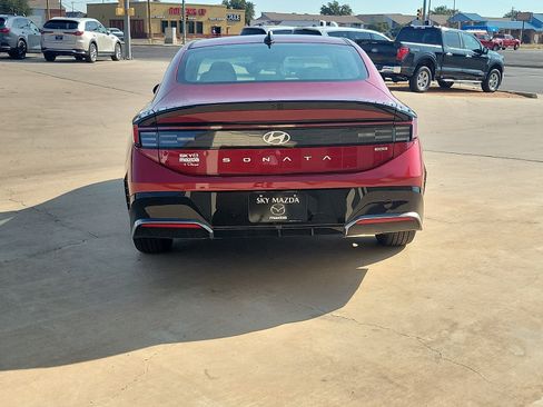 Used 2024 Hyundai Sonata SEL FWD image 6