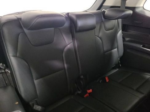 Used 2020 Kia Telluride LX FWD image 18