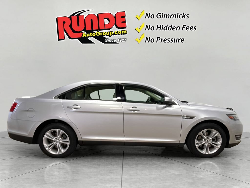 Used 2019 Ford Taurus SEL FWD image 7