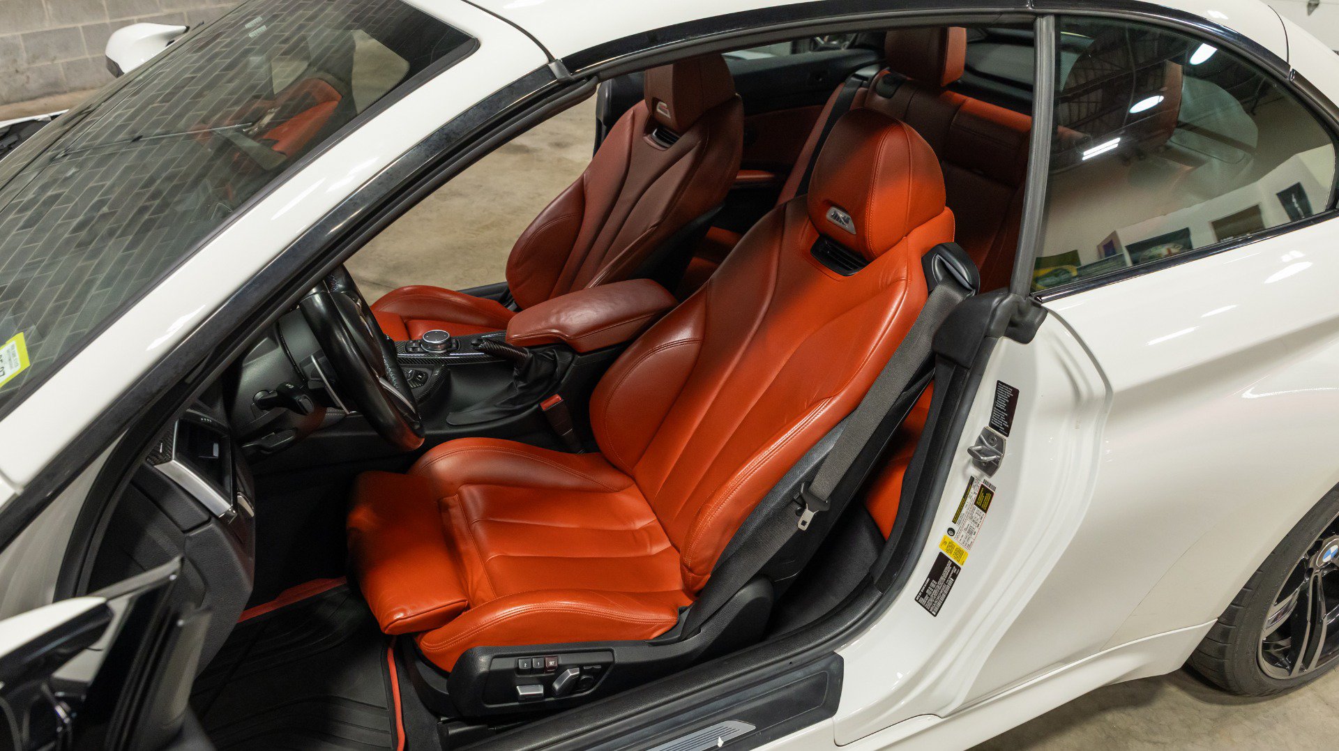 Used 2016 BMW M4 Convertible RWD image 41