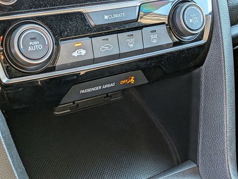 Used 2020 Honda Civic Sport image 22