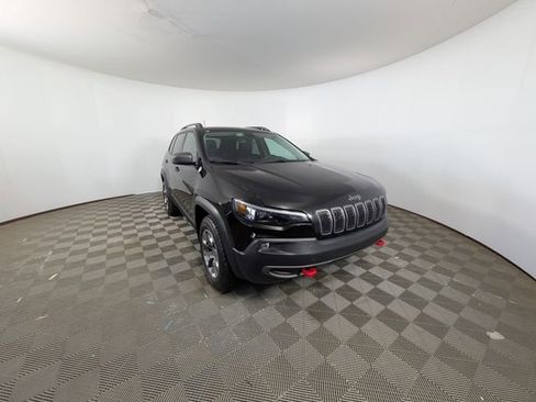 Used 2019 Jeep Cherokee Trailhawk w/ Comfort/Convenience Group image 27